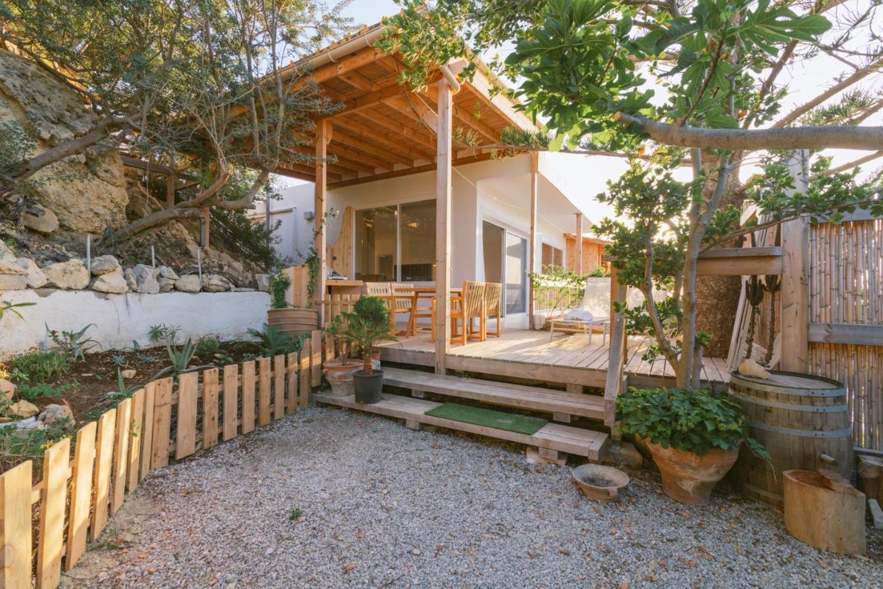 מטלה Die Zwei Brueder Art & Suites מראה חיצוני תמונה