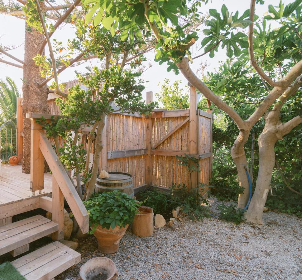 מטלה Die Zwei Brueder Art & Suites מראה חיצוני תמונה