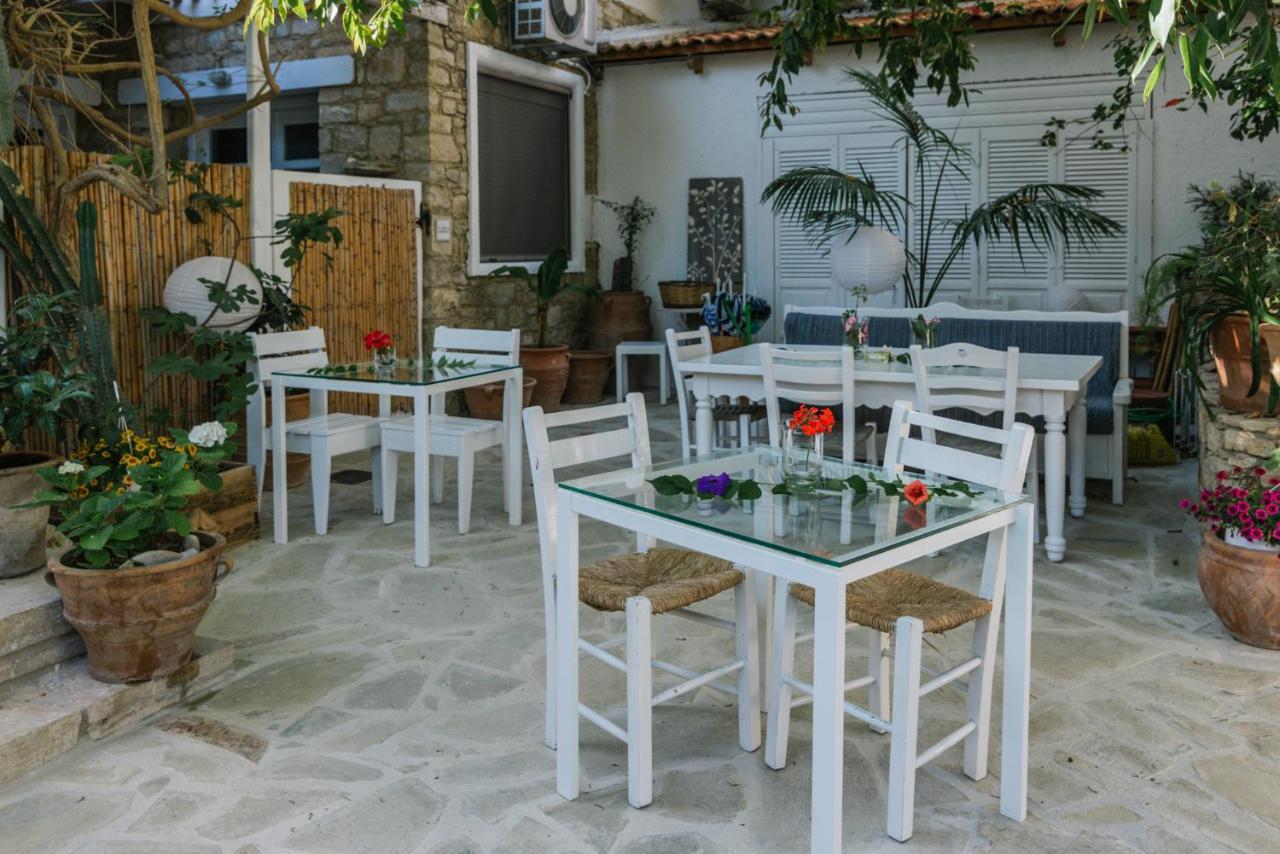 מטלה Die Zwei Brueder Art & Suites מראה חיצוני תמונה
